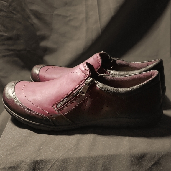 NEW Earth Origins Leather Clogs in Rouge Merlot - Picture 6 of 16